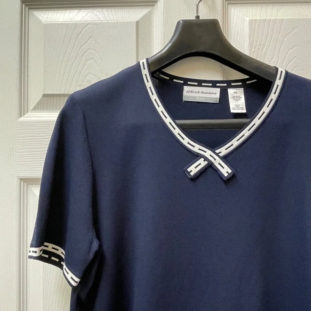 Alfred Dunner Womens Petite XLP Ribbon Trim V Neck Top Navy Blue Nautical Preppy